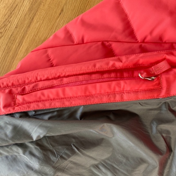 Obermeyer Bombshell Ski Jacket - Picture 6 of 9